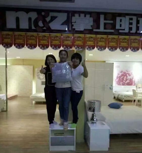 云南凤庆老石家具商场使用易管E8家具软件